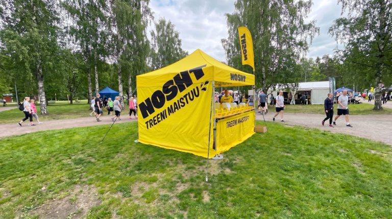 3 Anledningar till att ett 3x3m Snabbtält är perfekt för mässor, marknader ochevenemang