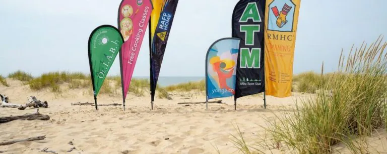 Beachflagga: Det ultimata reklammediet för ditt företag